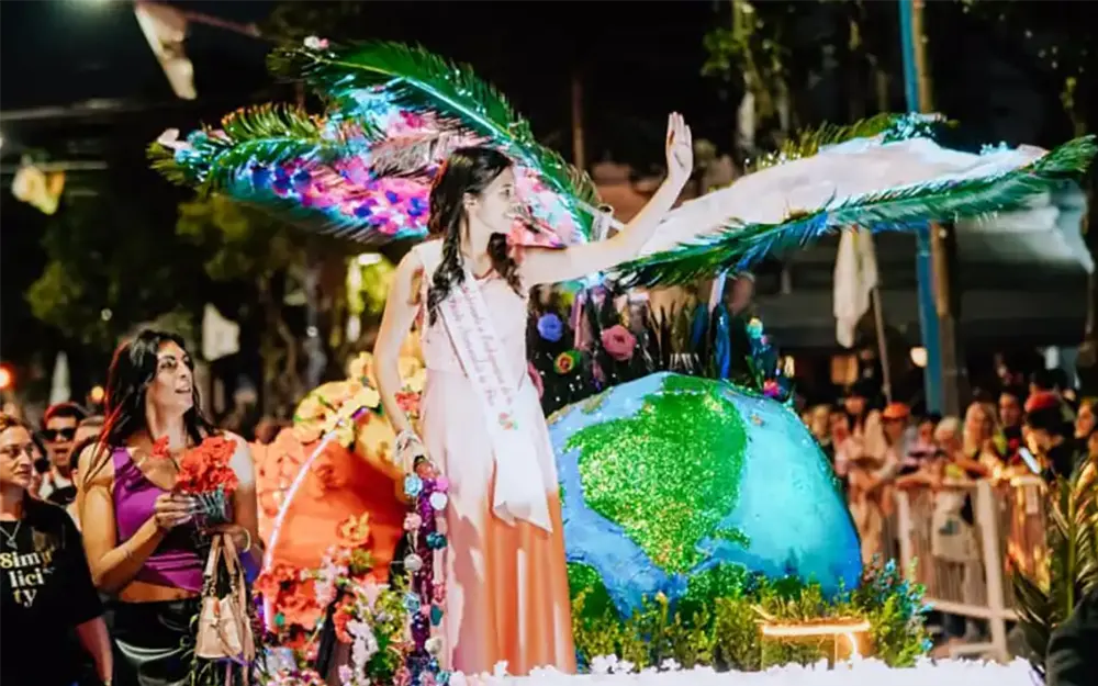 Las mejores fotos del desfile de carrozas de la Fiesta Nacional de la Flor