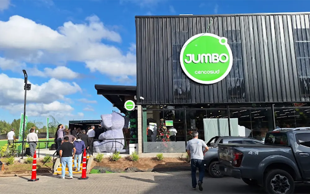 Jumbo inauguró una nueva sucursal en el límite de Escobar y Tigre